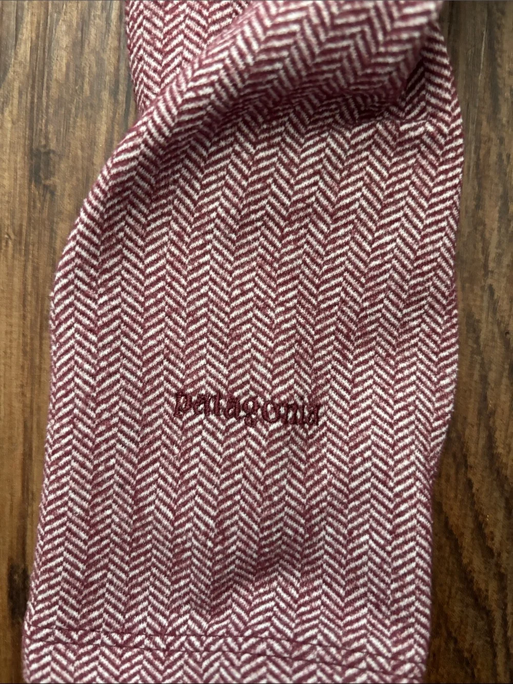 Patagonia Heathered Maroon Hooded Long Sleeve Pullover